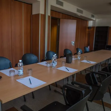 Hotel apartamentowy Corvetto Porto Di Mare 4*